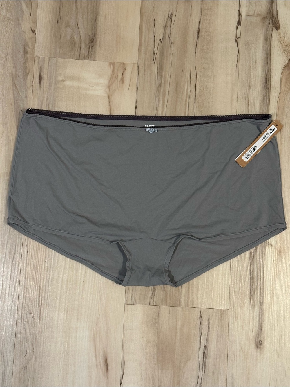 SKIMS Fits Anybody Picot Boyshort Panties NWT